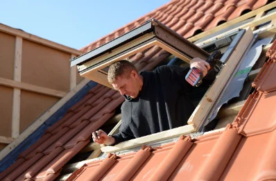 Pose de fenêtres de toit Velux à Broye
